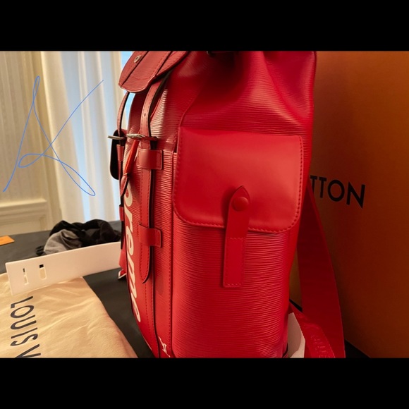 NWT 2017 Louis Vuitton x Supreme Christopher PM In Red Original Owner London, UK - Picture 5 of 7